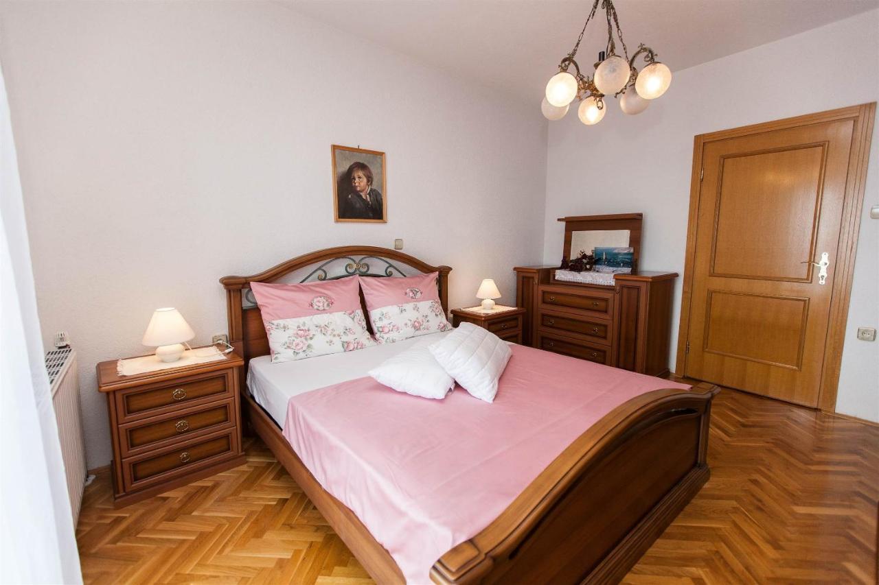 Apartments With A Parking Space Crikvenica - 11307 Exterior photo